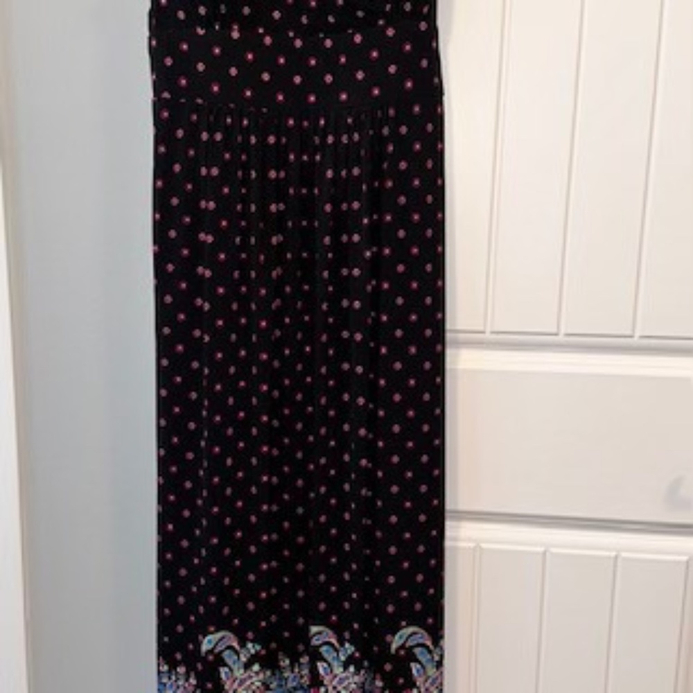 American Living dress. Size 14. Black, Fuchsia paisley. Worn once. Vintage Y2K